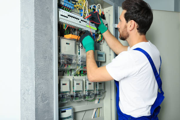 Best Best Electricians Near Me  in Chamberlain, SD